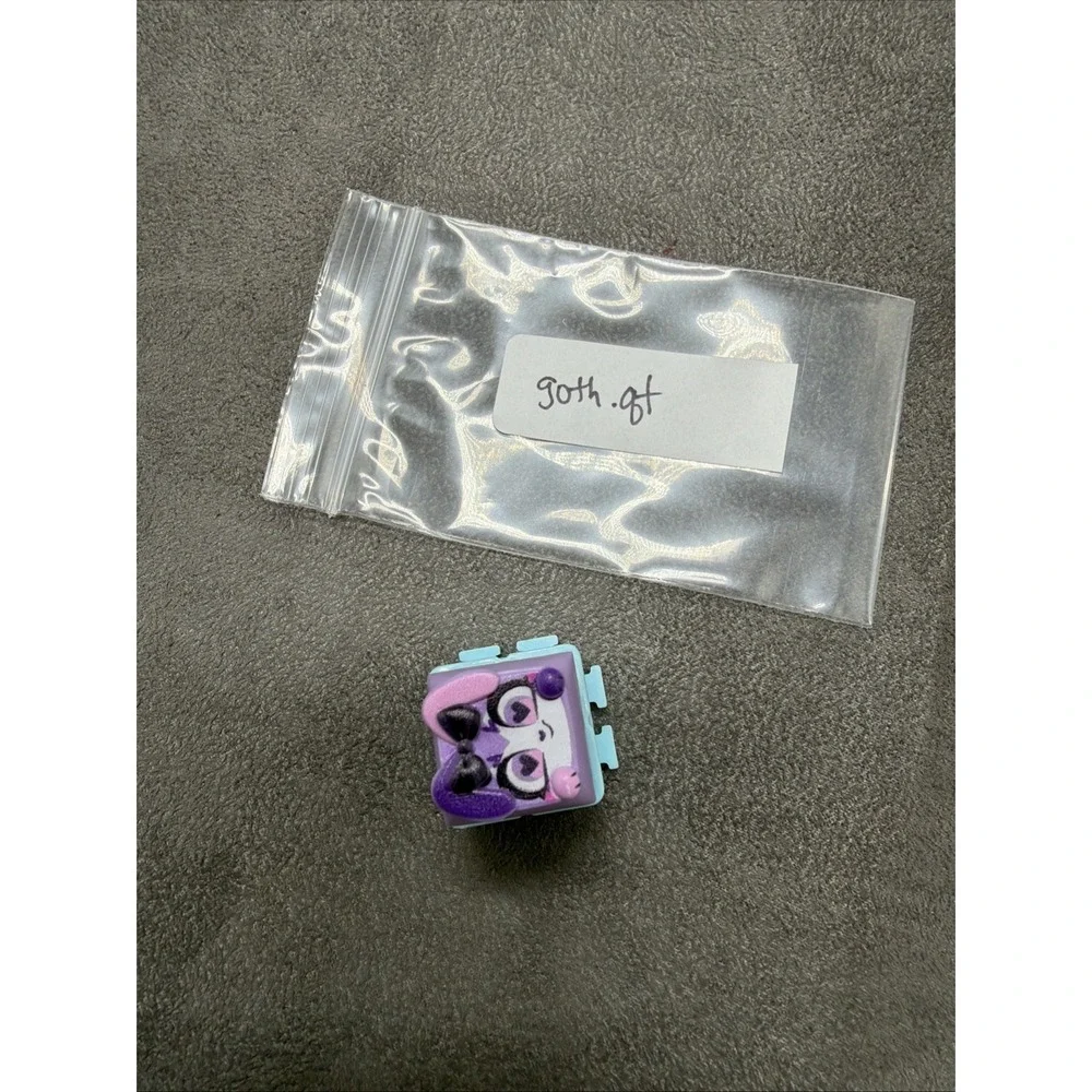 Clickeez Series 1 Kawaii Dreams goth.qt Single Key